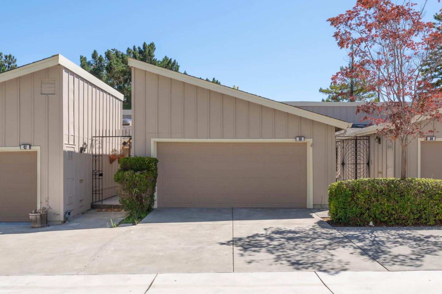 Detail Gallery Image 21 of 25 For 38 Weepingridge Ct, San Mateo,  CA 94402 - 2 Beds | 2/1 Baths