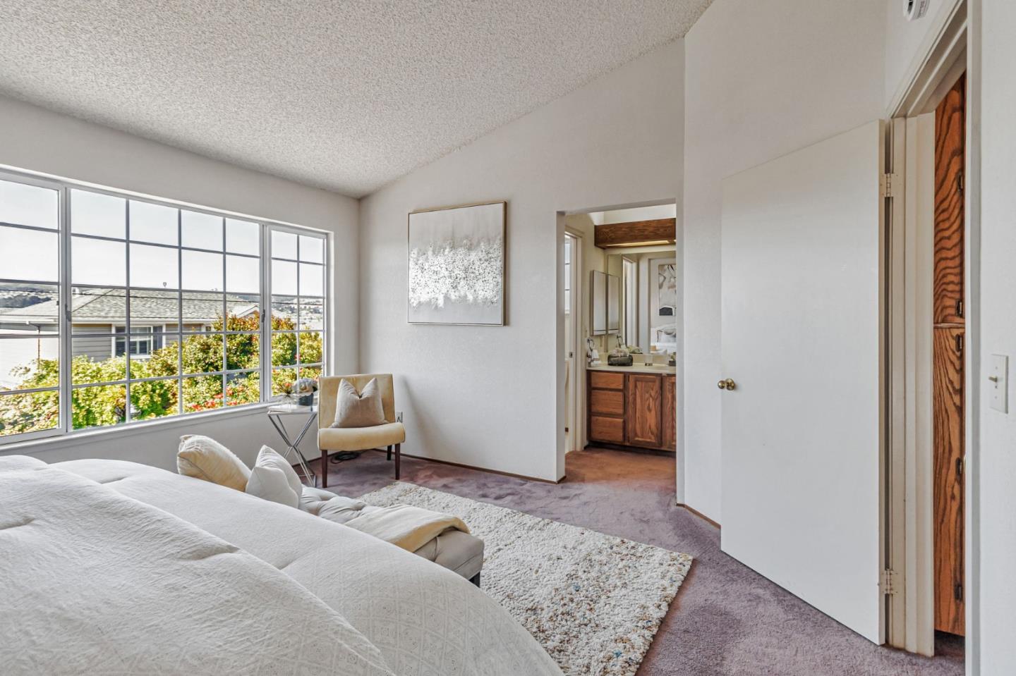 Detail Gallery Image 14 of 20 For 12 Treeside Ct, South San Francisco,  CA 94080 - 4 Beds | 3 Baths