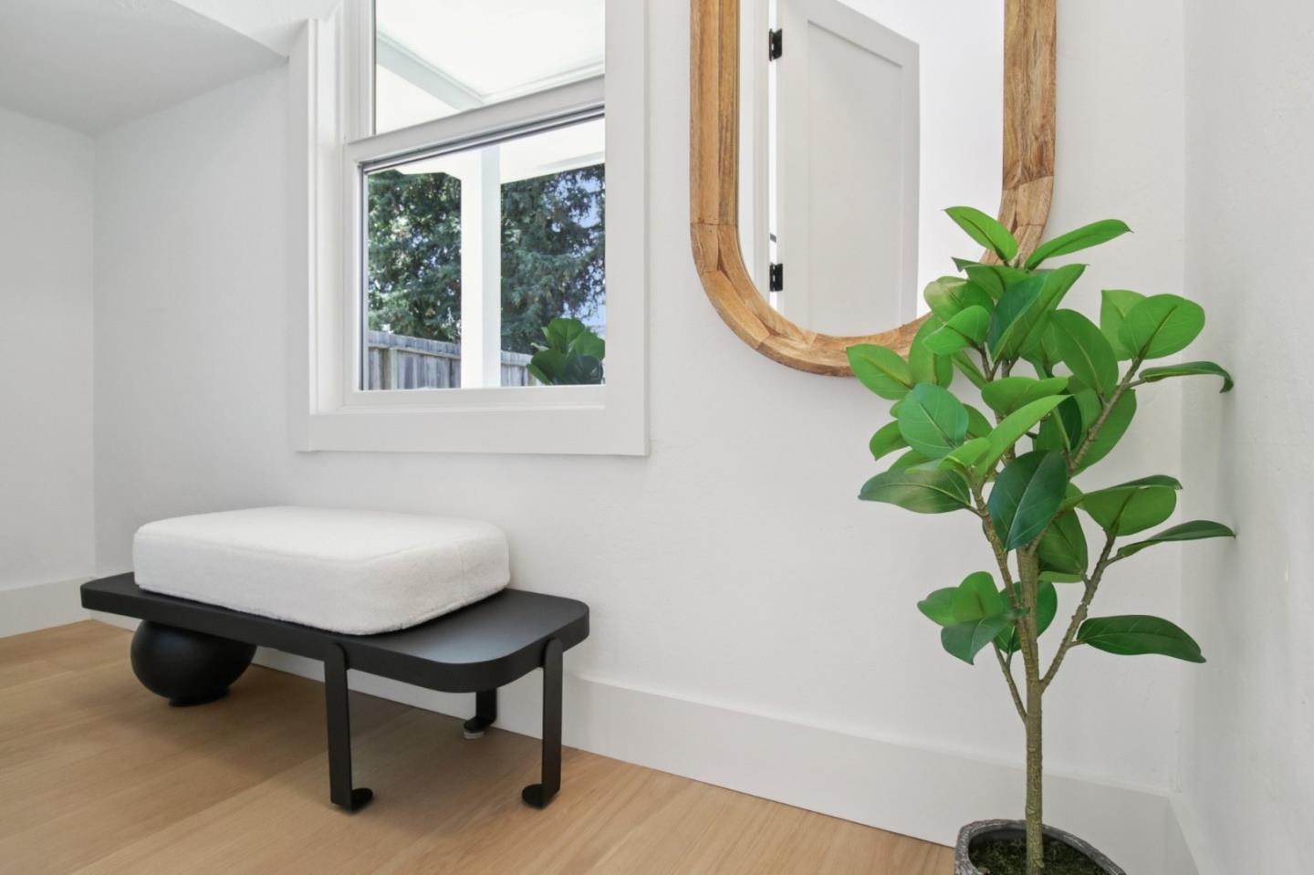 Detail Gallery Image 16 of 24 For 1397 Norman St, Redwood City,  CA 94061 - 3 Beds | 3 Baths