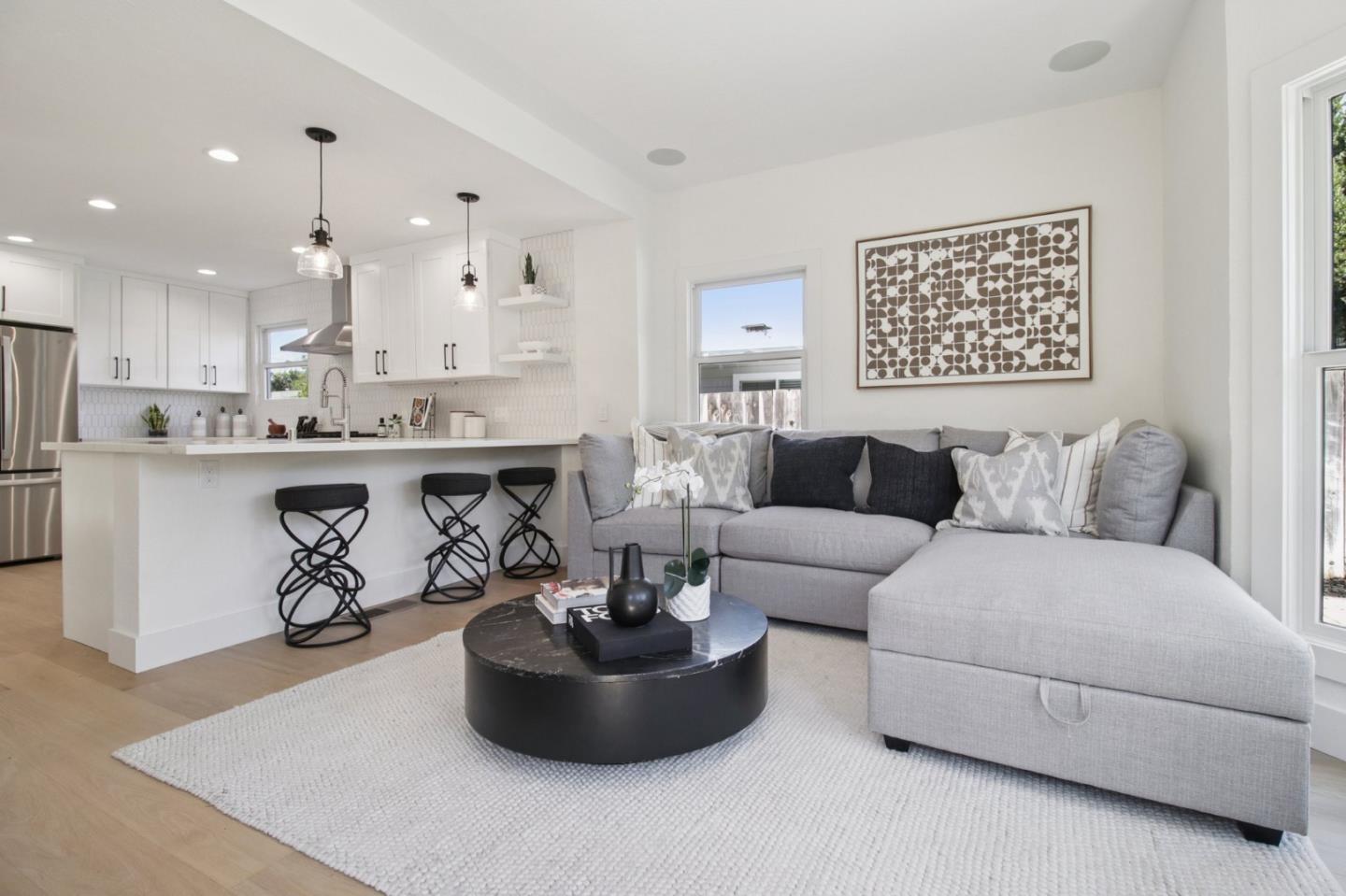 Detail Gallery Image 6 of 24 For 1397 Norman St, Redwood City,  CA 94061 - 3 Beds | 3 Baths