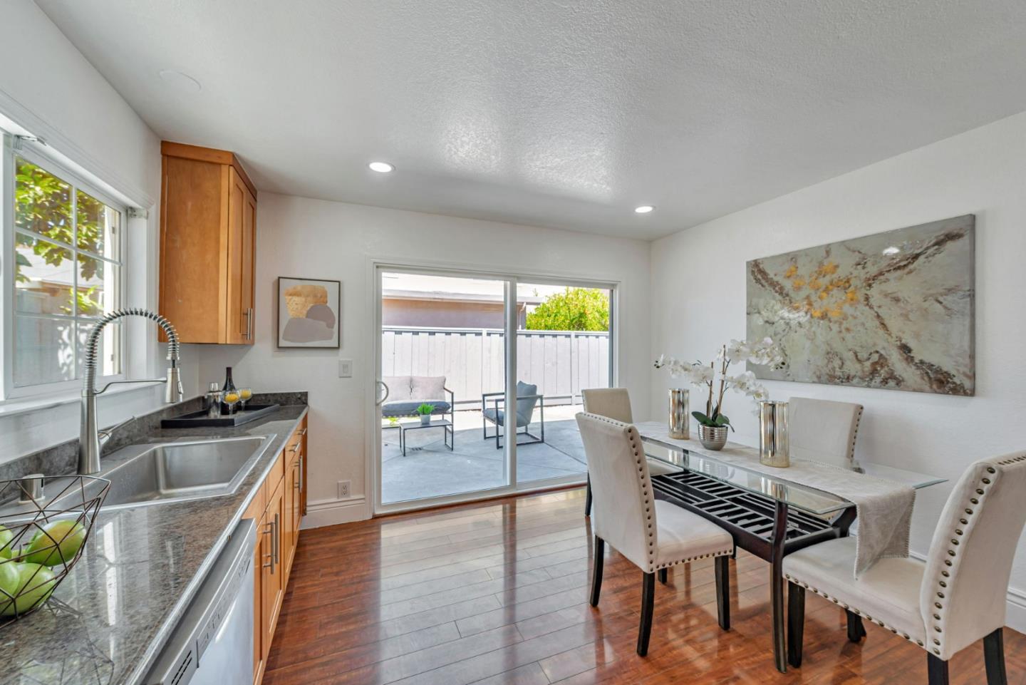 Detail Gallery Image 11 of 38 For 1787 Kyra Cir, San Jose,  CA 95122 - 3 Beds | 3 Baths