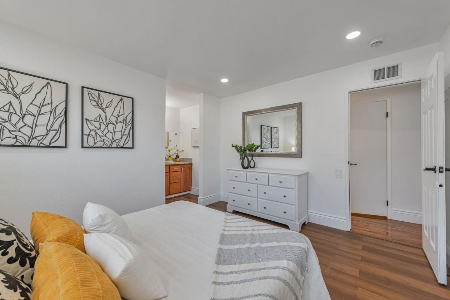 Detail Gallery Image 19 of 38 For 1787 Kyra Cir, San Jose,  CA 95122 - 3 Beds | 3 Baths