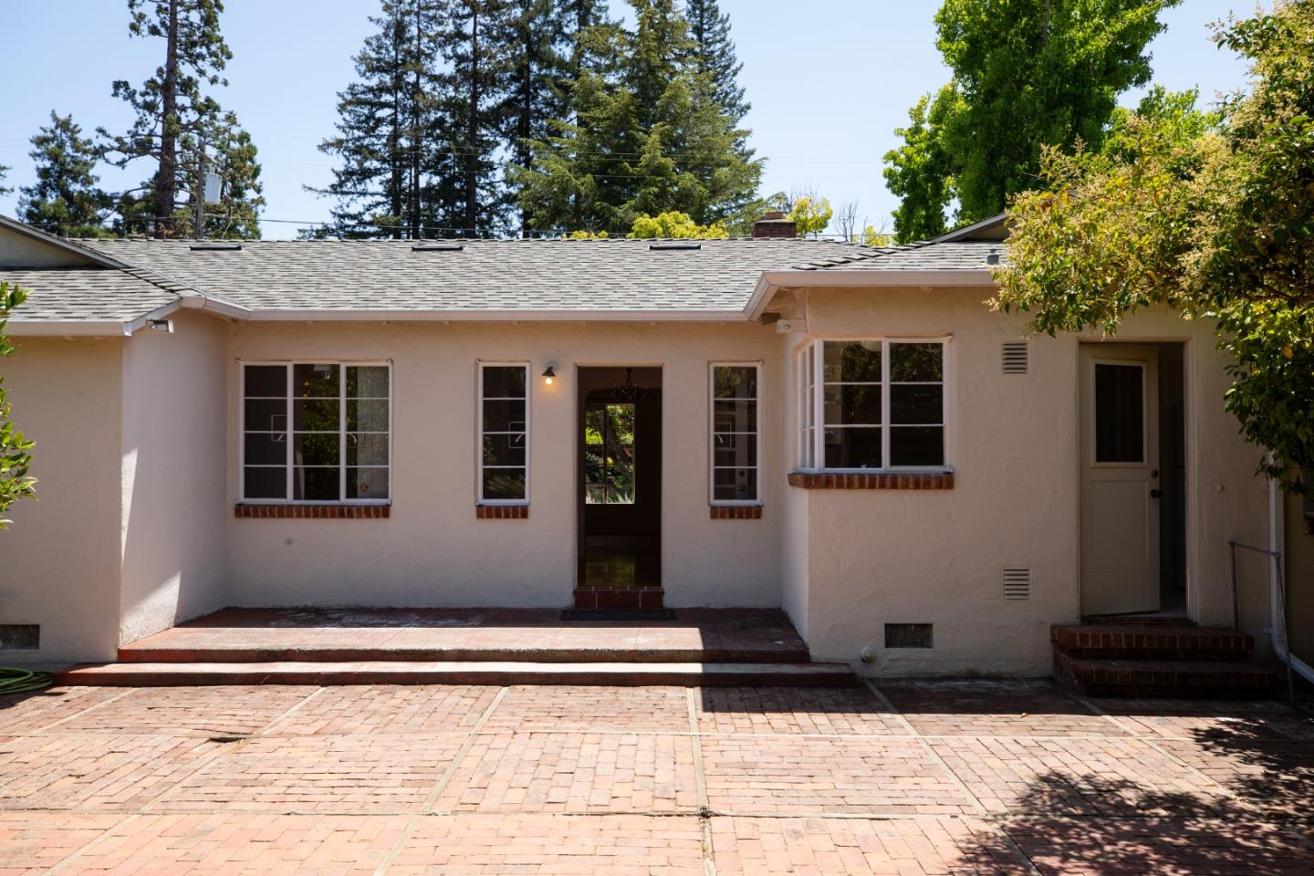 Detail Gallery Image 19 of 22 For 61 Sylvian Way, Los Altos,  CA 94022 - 3 Beds | 1/1 Baths