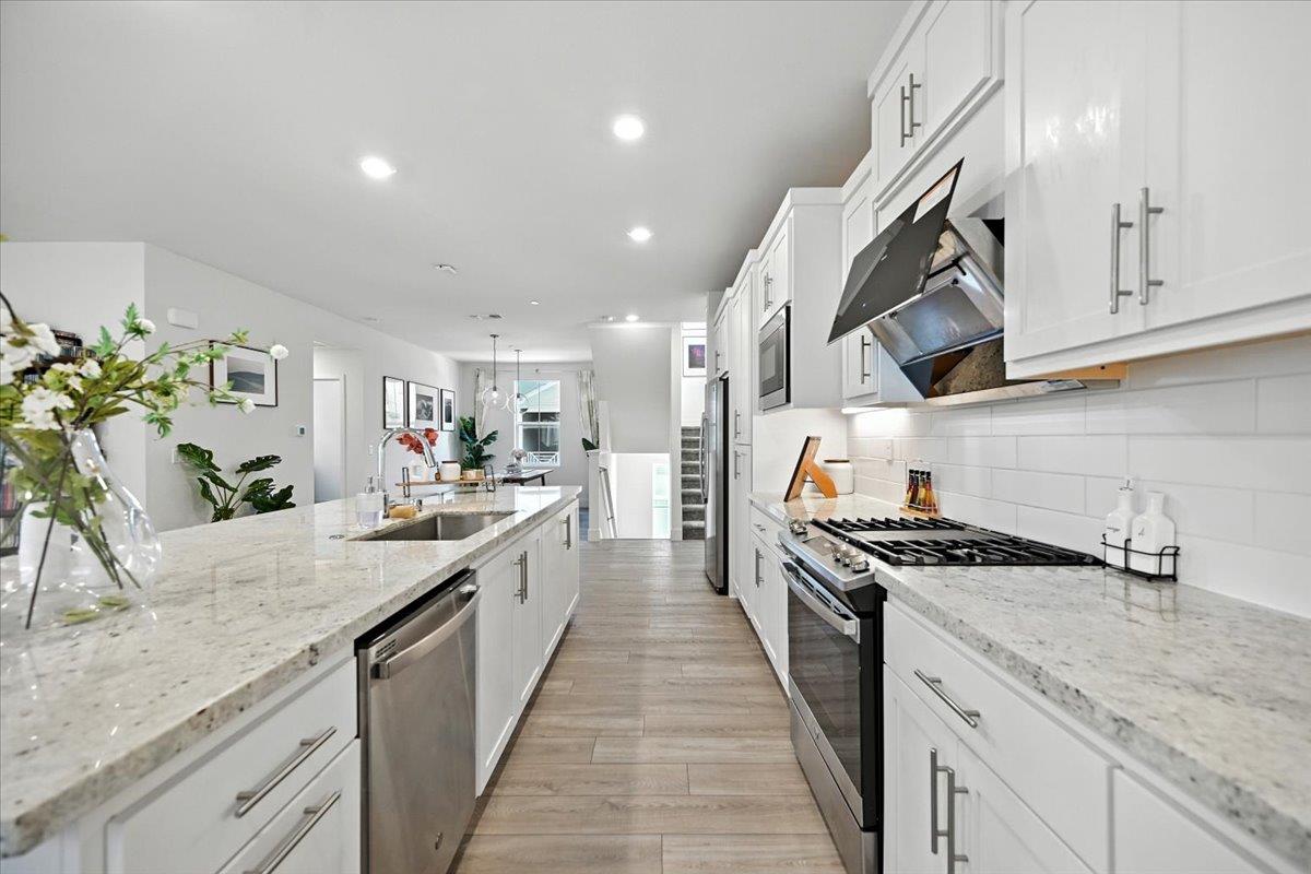 Detail Gallery Image 15 of 41 For 9173 Whitesurf Way, Newark,  CA 94560 - 4 Beds | 4 Baths