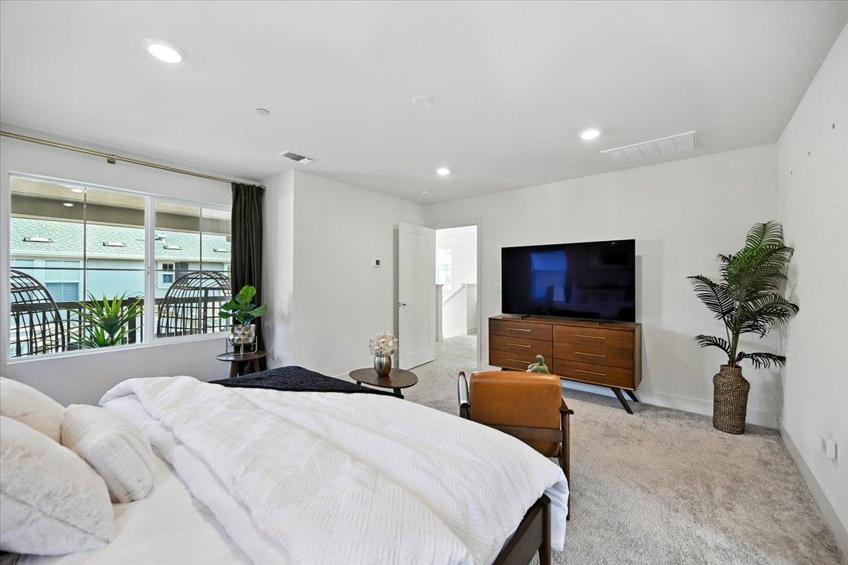 Detail Gallery Image 23 of 41 For 9173 Whitesurf Way, Newark,  CA 94560 - 4 Beds | 4 Baths
