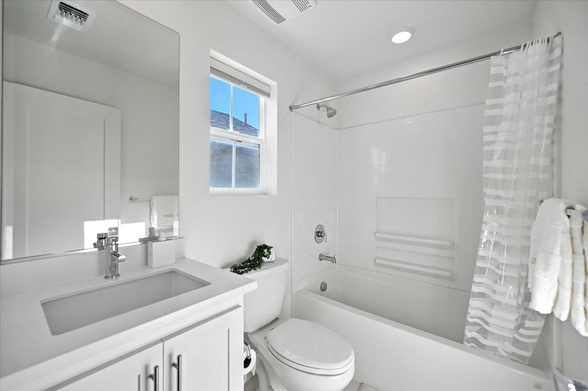 Detail Gallery Image 31 of 41 For 9173 Whitesurf Way, Newark,  CA 94560 - 4 Beds | 4 Baths