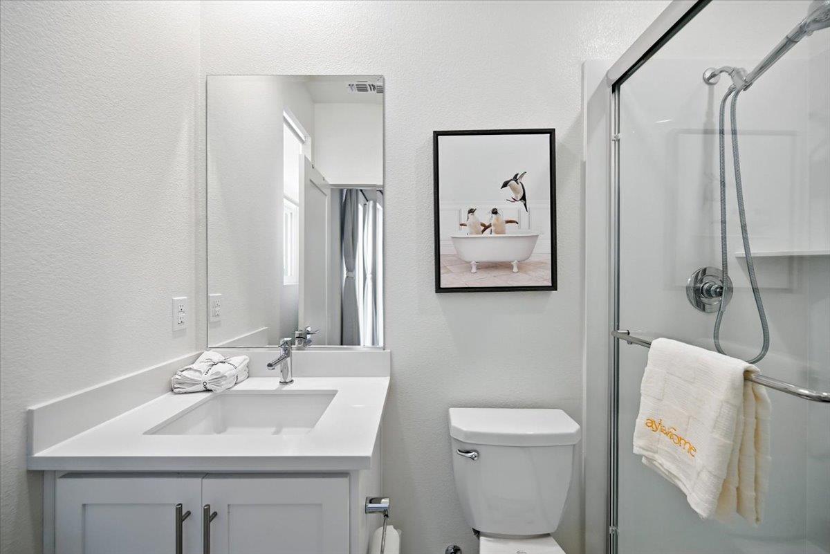 Detail Gallery Image 7 of 41 For 9173 Whitesurf Way, Newark,  CA 94560 - 4 Beds | 4 Baths