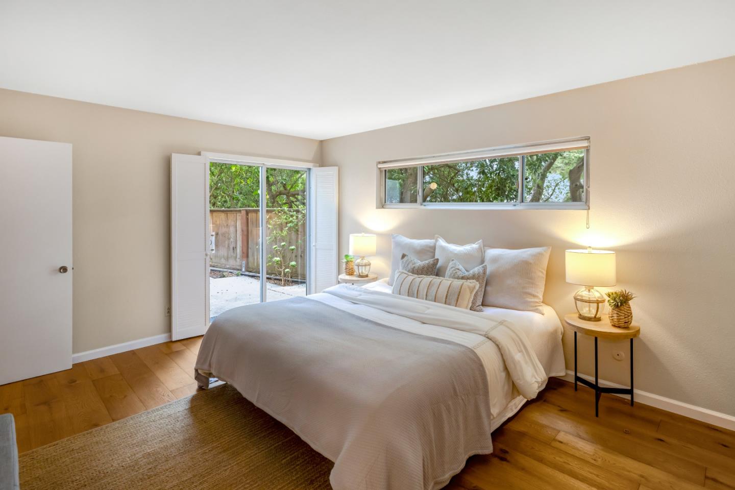 Detail Gallery Image 14 of 34 For 810 Lighthouse Ave #101,  Pacific Grove,  CA 93950 - 2 Beds | 2 Baths