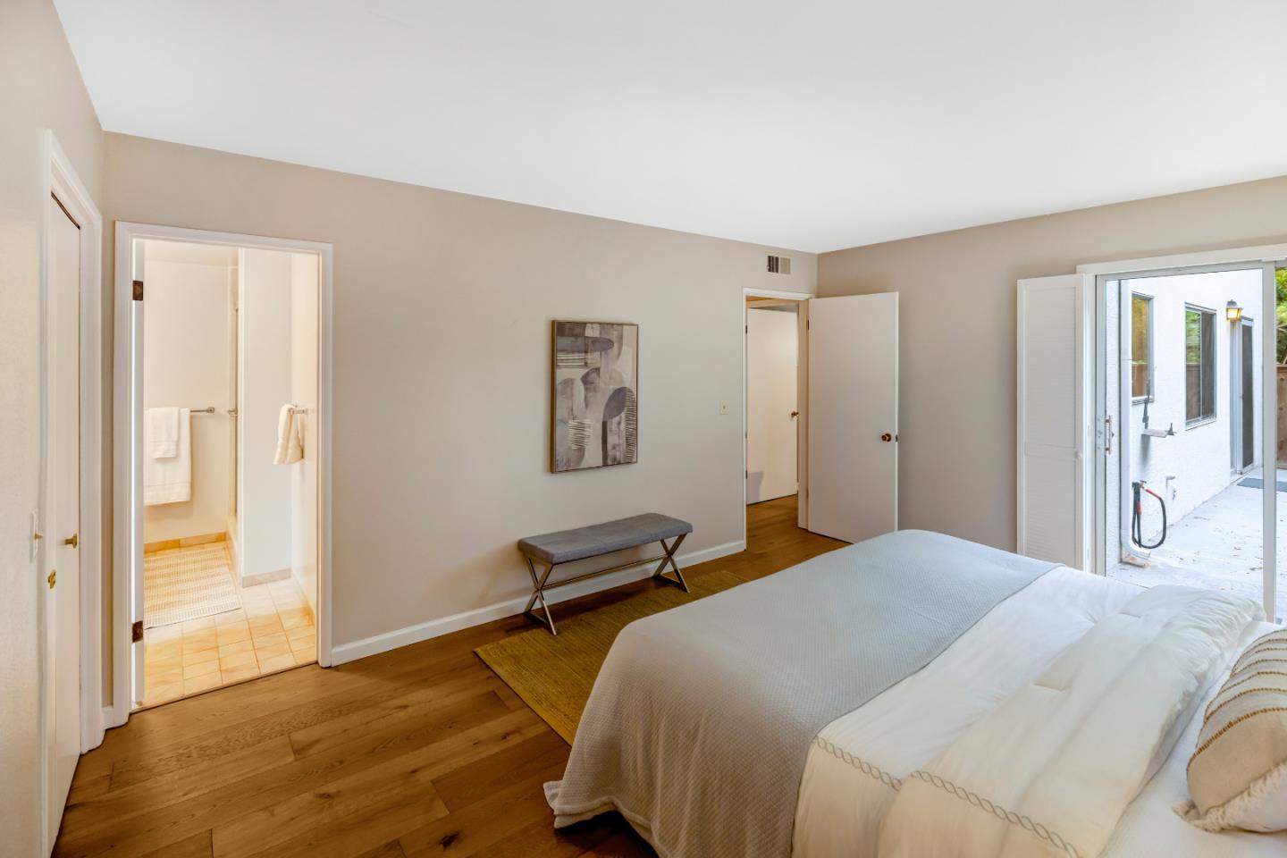 Detail Gallery Image 16 of 34 For 810 Lighthouse Ave #101,  Pacific Grove,  CA 93950 - 2 Beds | 2 Baths
