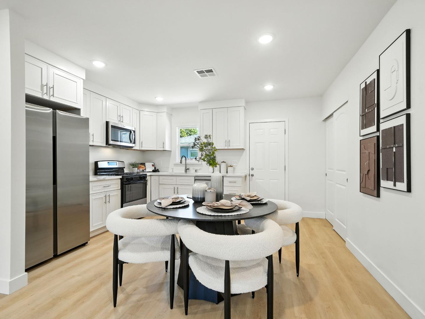 Detail Gallery Image 5 of 26 For 771 N 16th St, San Jose,  CA 95112 - 3 Beds | 2 Baths