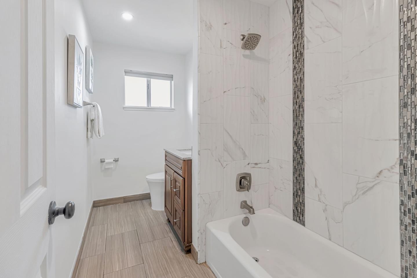 Detail Gallery Image 25 of 41 For 403 Mignot Ln, San Jose,  CA 95111 - 3 Beds | 2 Baths