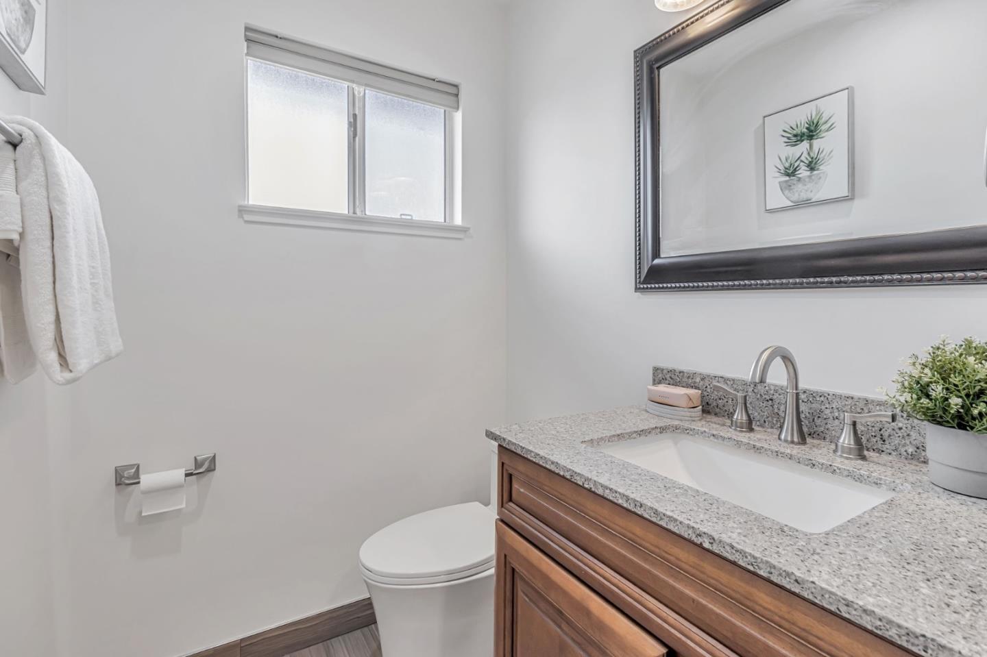 Detail Gallery Image 26 of 41 For 403 Mignot Ln, San Jose,  CA 95111 - 3 Beds | 2 Baths