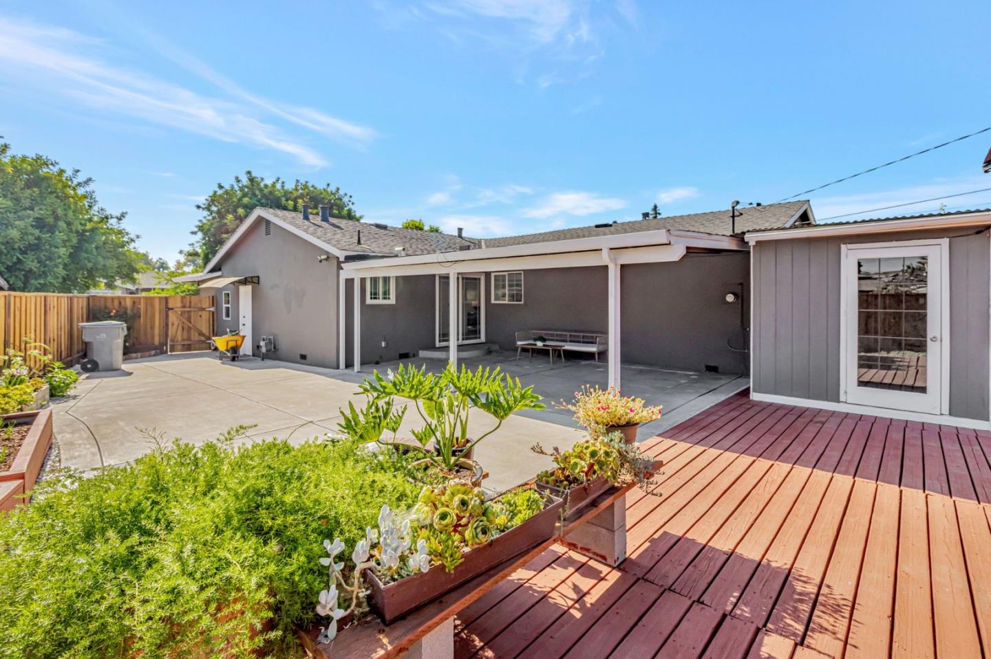 Detail Gallery Image 32 of 41 For 403 Mignot Ln, San Jose,  CA 95111 - 3 Beds | 2 Baths