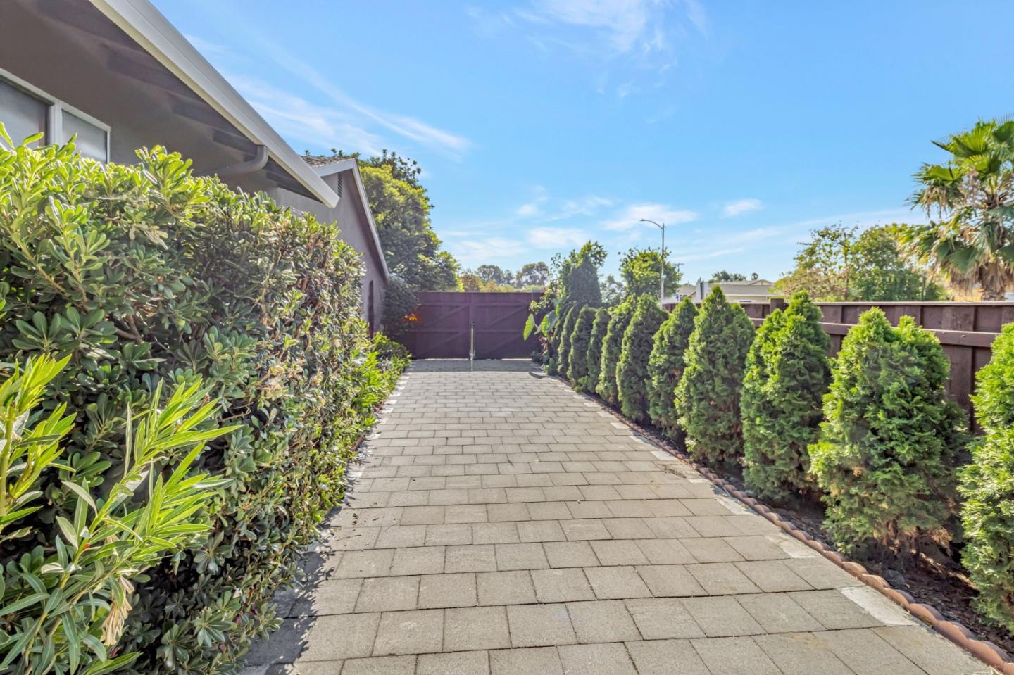 Detail Gallery Image 40 of 41 For 403 Mignot Ln, San Jose,  CA 95111 - 3 Beds | 2 Baths