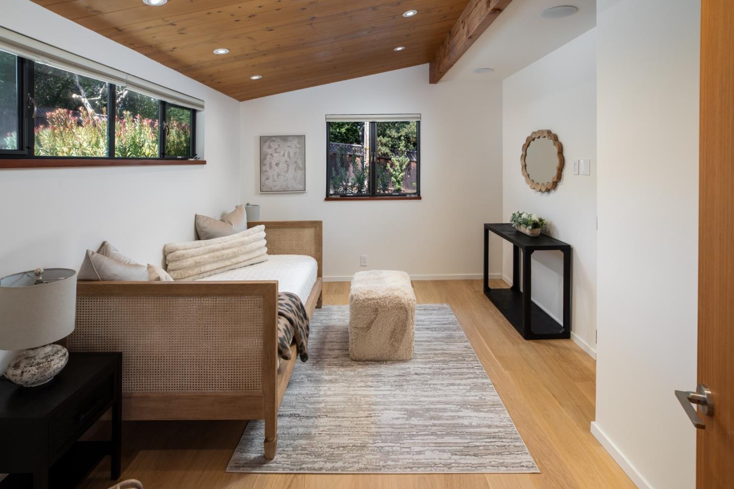 Detail Gallery Image 18 of 74 For 26545 Purissima Rd, Los Altos Hills,  CA 94022 - 5 Beds | 4/1 Baths