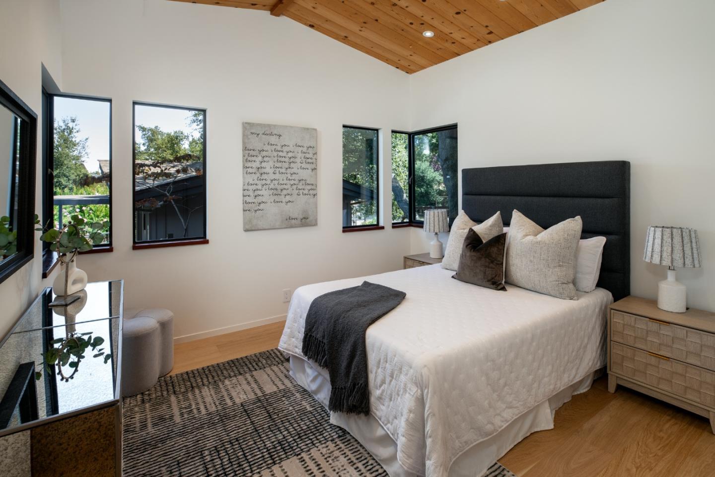 Detail Gallery Image 27 of 74 For 26545 Purissima Rd, Los Altos Hills,  CA 94022 - 5 Beds | 4/1 Baths