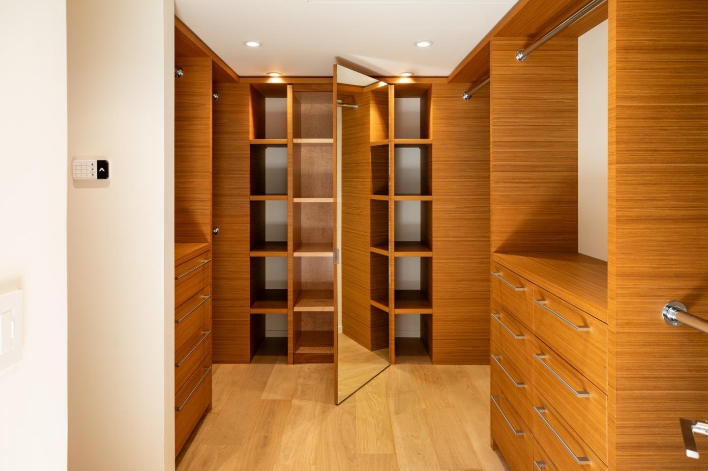 Detail Gallery Image 30 of 74 For 26545 Purissima Rd, Los Altos Hills,  CA 94022 - 5 Beds | 4/1 Baths