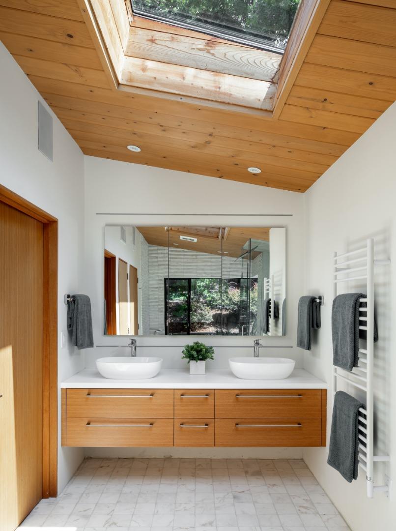 Detail Gallery Image 32 of 74 For 26545 Purissima Rd, Los Altos Hills,  CA 94022 - 5 Beds | 4/1 Baths