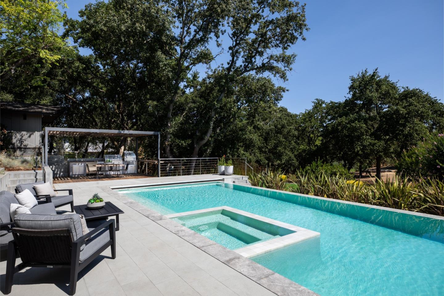 Detail Gallery Image 40 of 74 For 26545 Purissima Rd, Los Altos Hills,  CA 94022 - 5 Beds | 4/1 Baths