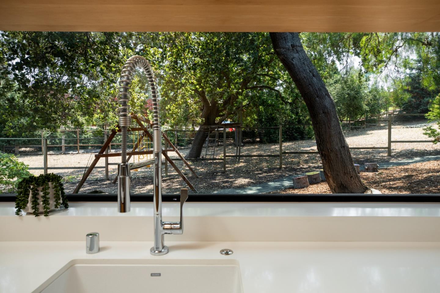 Detail Gallery Image 53 of 74 For 26545 Purissima Rd, Los Altos Hills,  CA 94022 - 5 Beds | 4/1 Baths