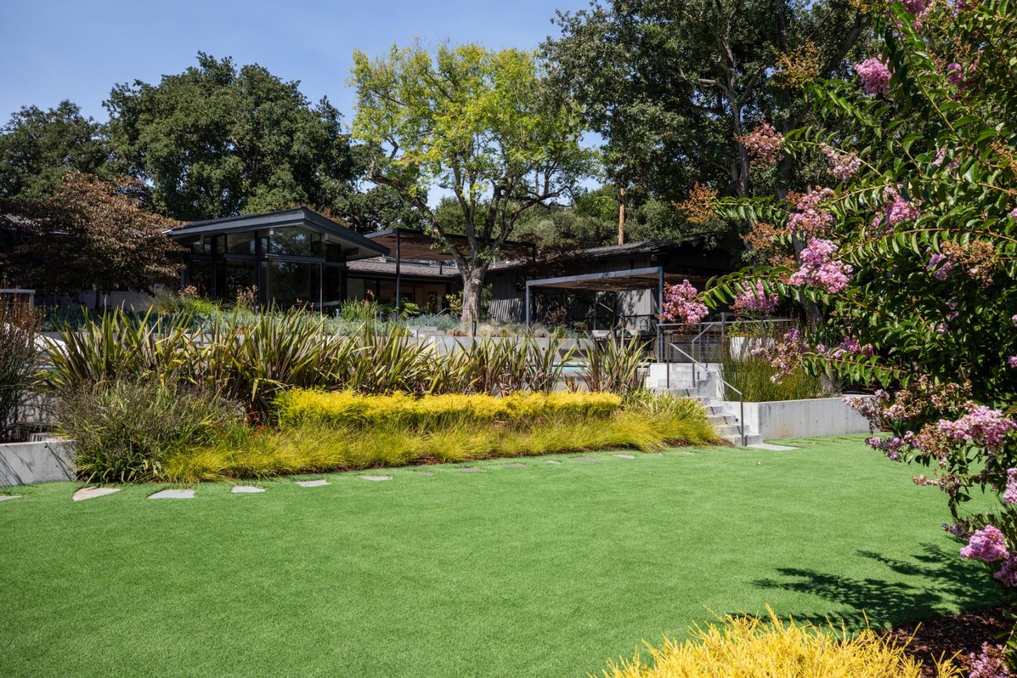 Detail Gallery Image 58 of 74 For 26545 Purissima Rd, Los Altos Hills,  CA 94022 - 5 Beds | 4/1 Baths
