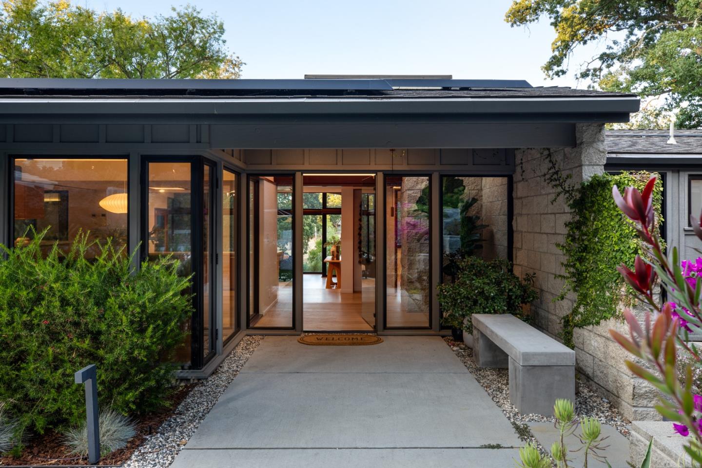 Detail Gallery Image 7 of 74 For 26545 Purissima Rd, Los Altos Hills,  CA 94022 - 5 Beds | 4/1 Baths