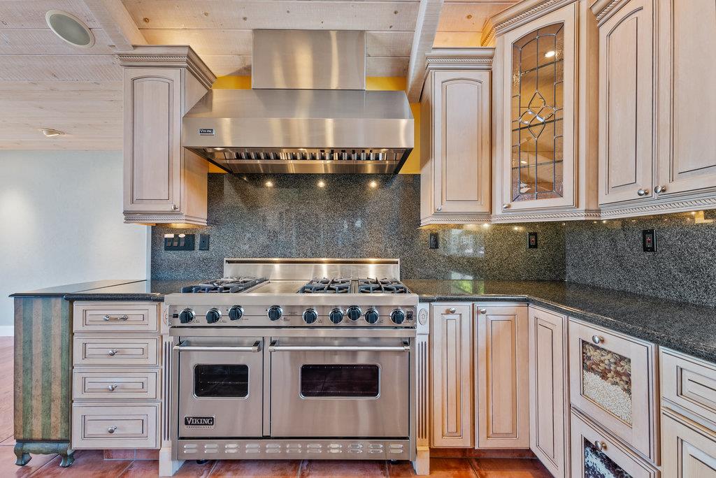 Detail Gallery Image 12 of 51 For 345 Cutter Ln, Watsonville,  CA 95076 - 4 Beds | 3/1 Baths