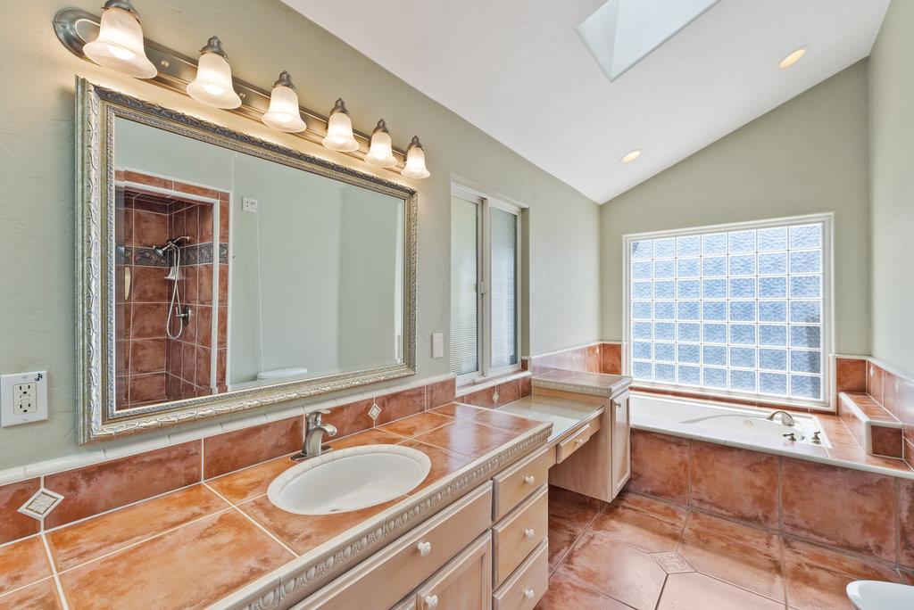 Detail Gallery Image 20 of 51 For 345 Cutter Ln, Watsonville,  CA 95076 - 4 Beds | 3/1 Baths