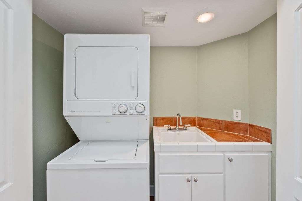 Detail Gallery Image 22 of 51 For 345 Cutter Ln, Watsonville,  CA 95076 - 4 Beds | 3/1 Baths