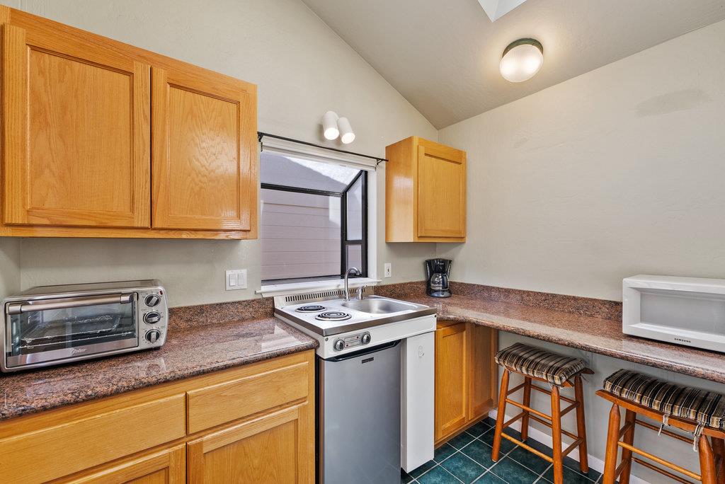 Detail Gallery Image 31 of 51 For 345 Cutter Ln, Watsonville,  CA 95076 - 4 Beds | 3/1 Baths