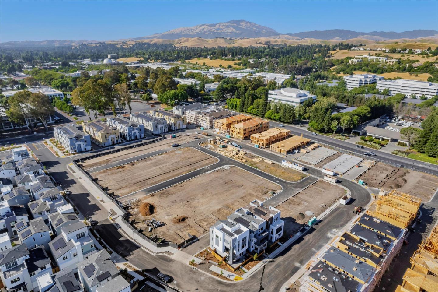 Detail Gallery Image 25 of 26 For 6006 Sunglow Ter, San Ramon,  CA 94583 - 4 Beds | 3/1 Baths