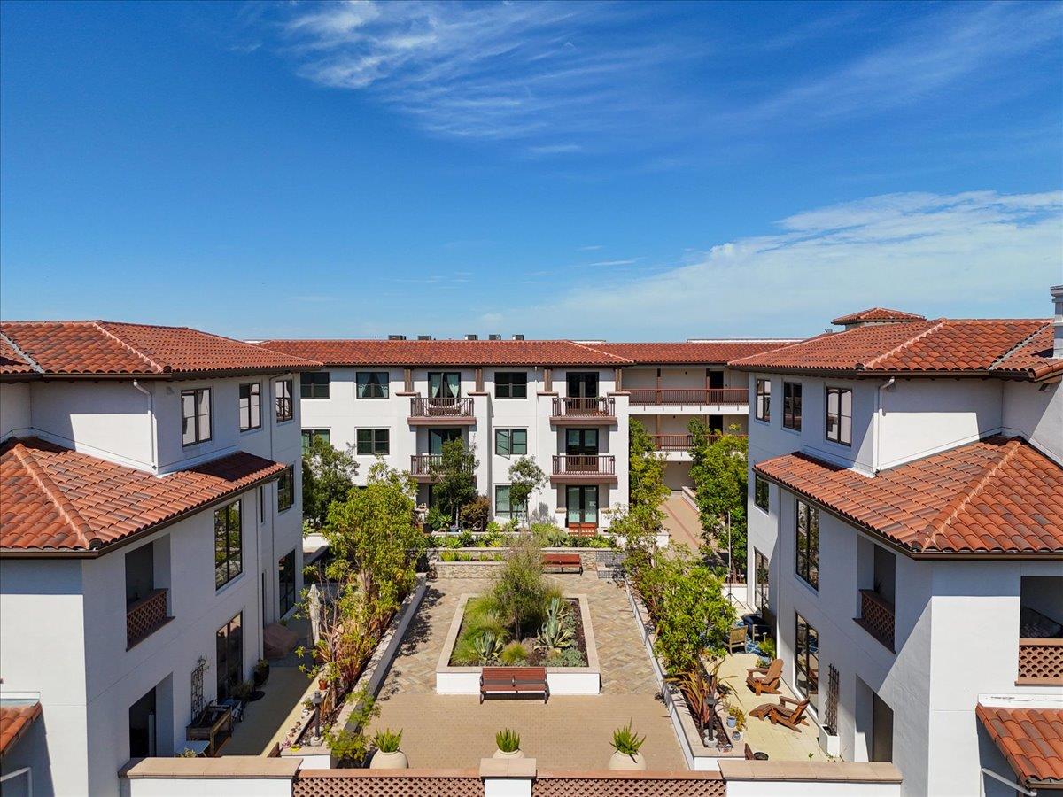 Detail Gallery Image 42 of 57 For 657 Walnut St #325,  San Carlos,  CA 94070 - 2 Beds | 2 Baths