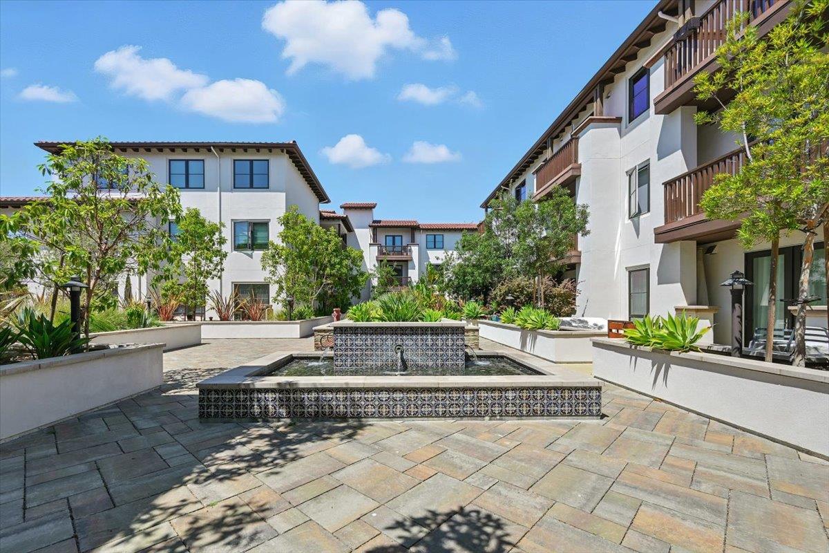 Detail Gallery Image 43 of 57 For 657 Walnut St #325,  San Carlos,  CA 94070 - 2 Beds | 2 Baths