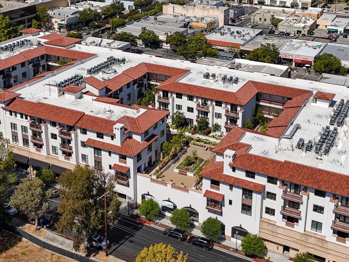 Detail Gallery Image 45 of 57 For 657 Walnut St #325,  San Carlos,  CA 94070 - 2 Beds | 2 Baths