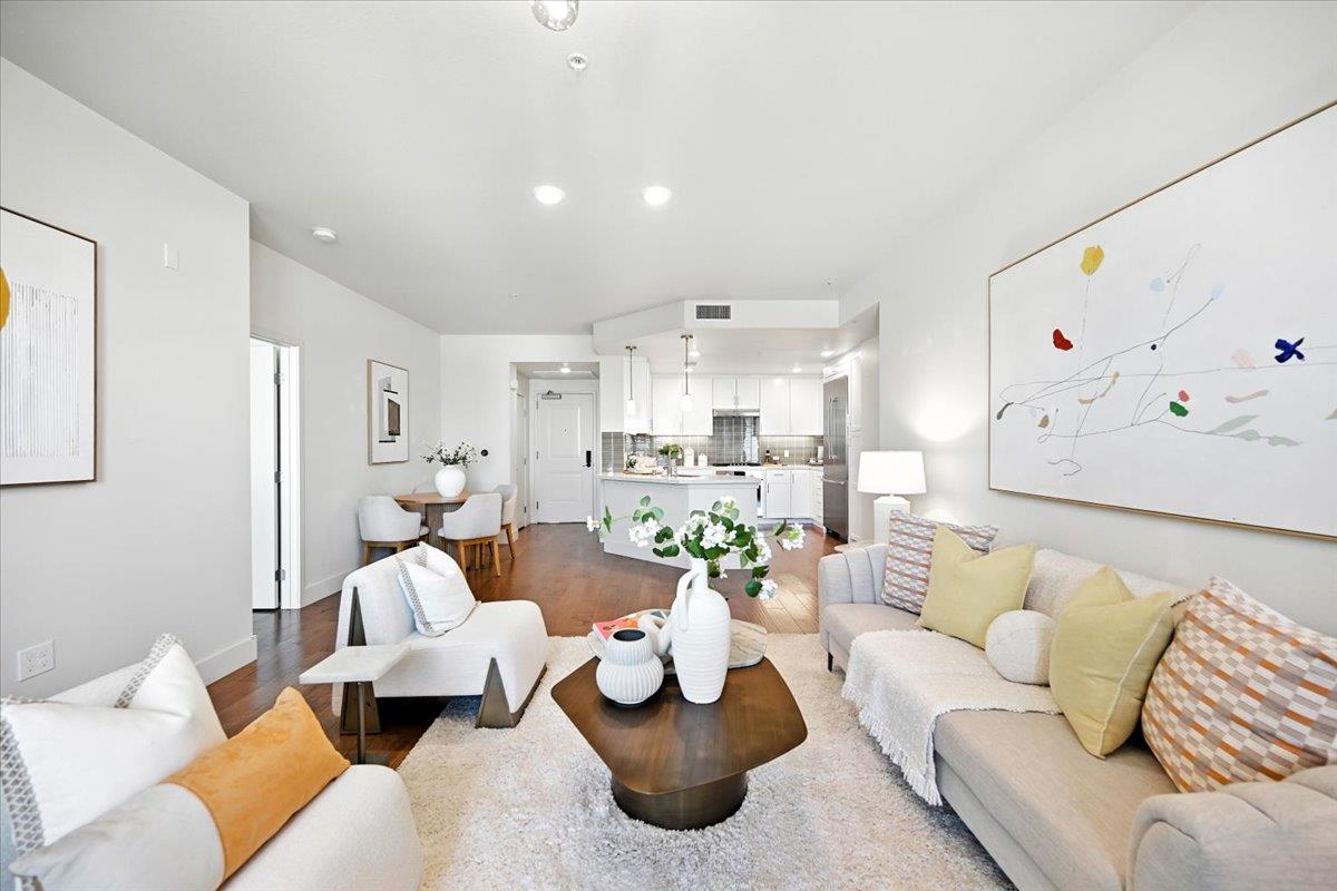 Detail Gallery Image 6 of 57 For 657 Walnut St #325,  San Carlos,  CA 94070 - 2 Beds | 2 Baths