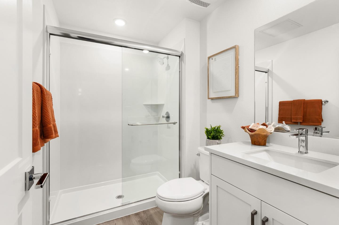 Detail Gallery Image 10 of 30 For 1304 Barbet Cir #6,  Sunnyvale,  CA 94087 - 3 Beds | 3 Baths