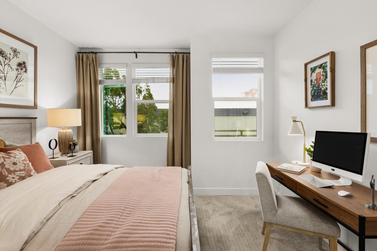 Detail Gallery Image 6 of 30 For 1304 Barbet Cir #6,  Sunnyvale,  CA 94087 - 3 Beds | 3 Baths