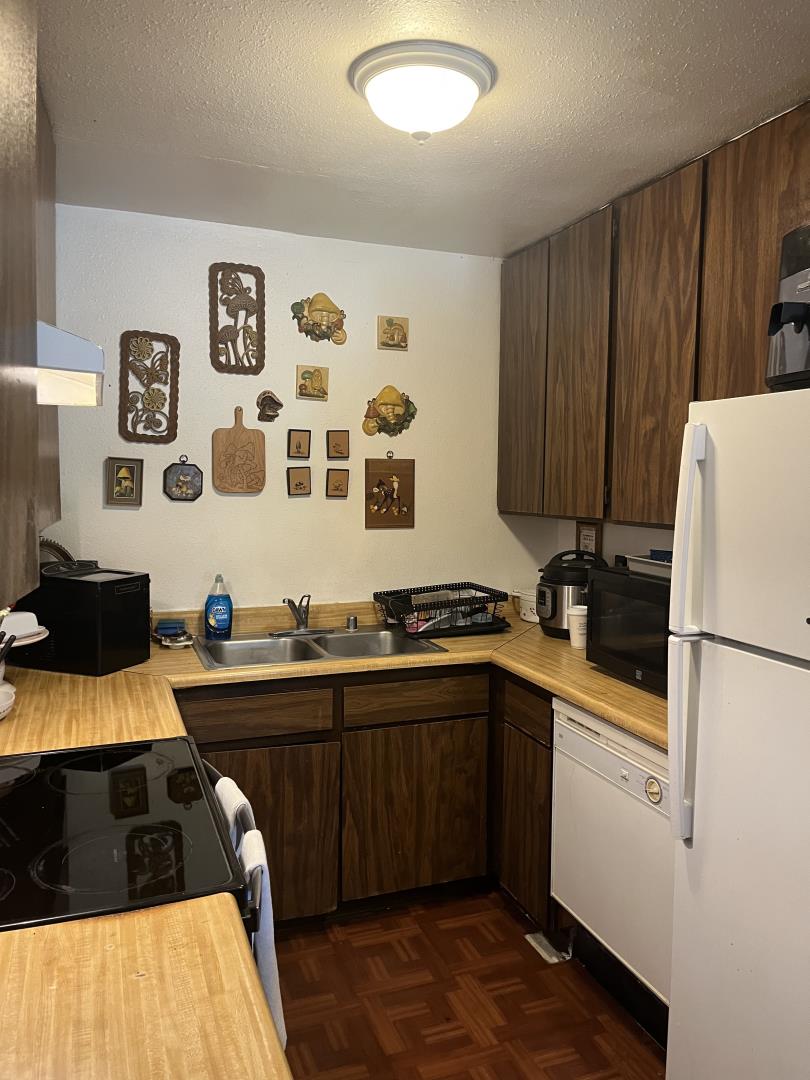 Detail Gallery Image 5 of 18 For 201 Rio Vista Dr #8,  King City,  CA 93930 - 2 Beds | 1/1 Baths