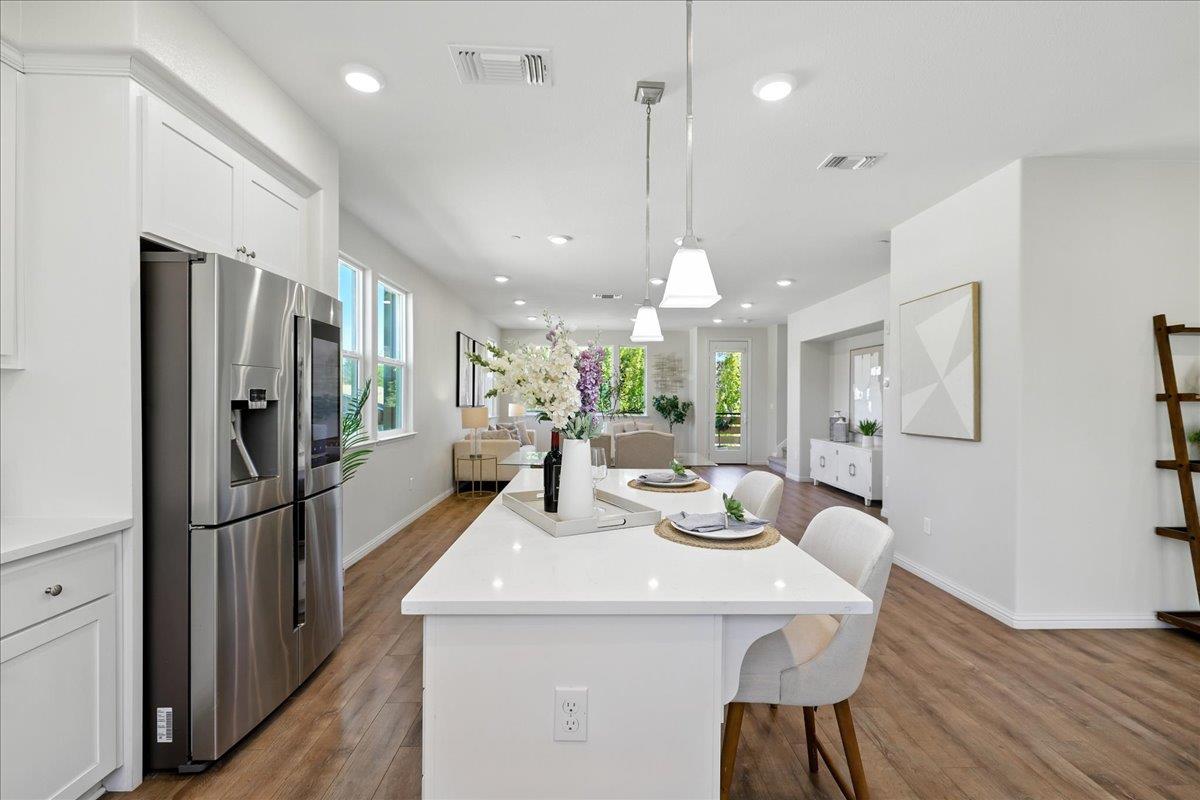 Detail Gallery Image 25 of 64 For 1999 Dobbin Dr, San Jose,  CA 95133 - 4 Beds | 3/1 Baths