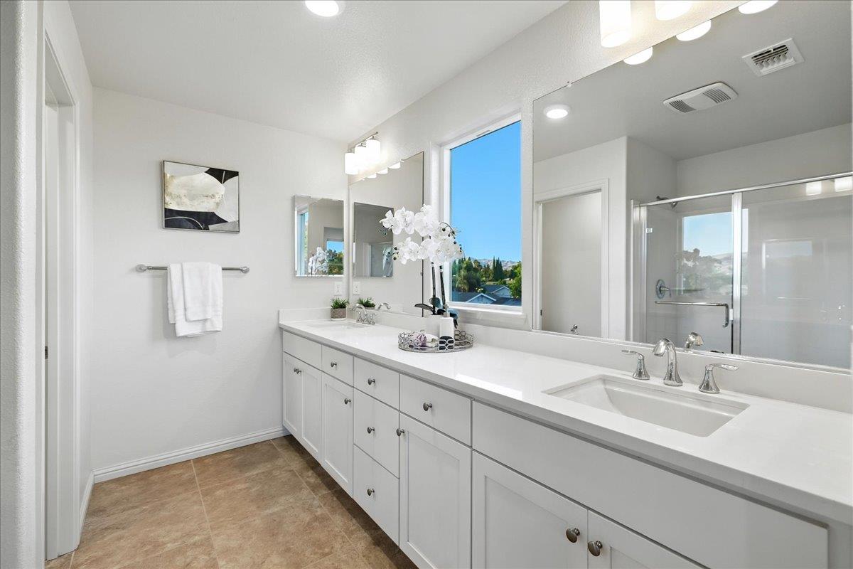 Detail Gallery Image 33 of 64 For 1999 Dobbin Dr, San Jose,  CA 95133 - 4 Beds | 3/1 Baths