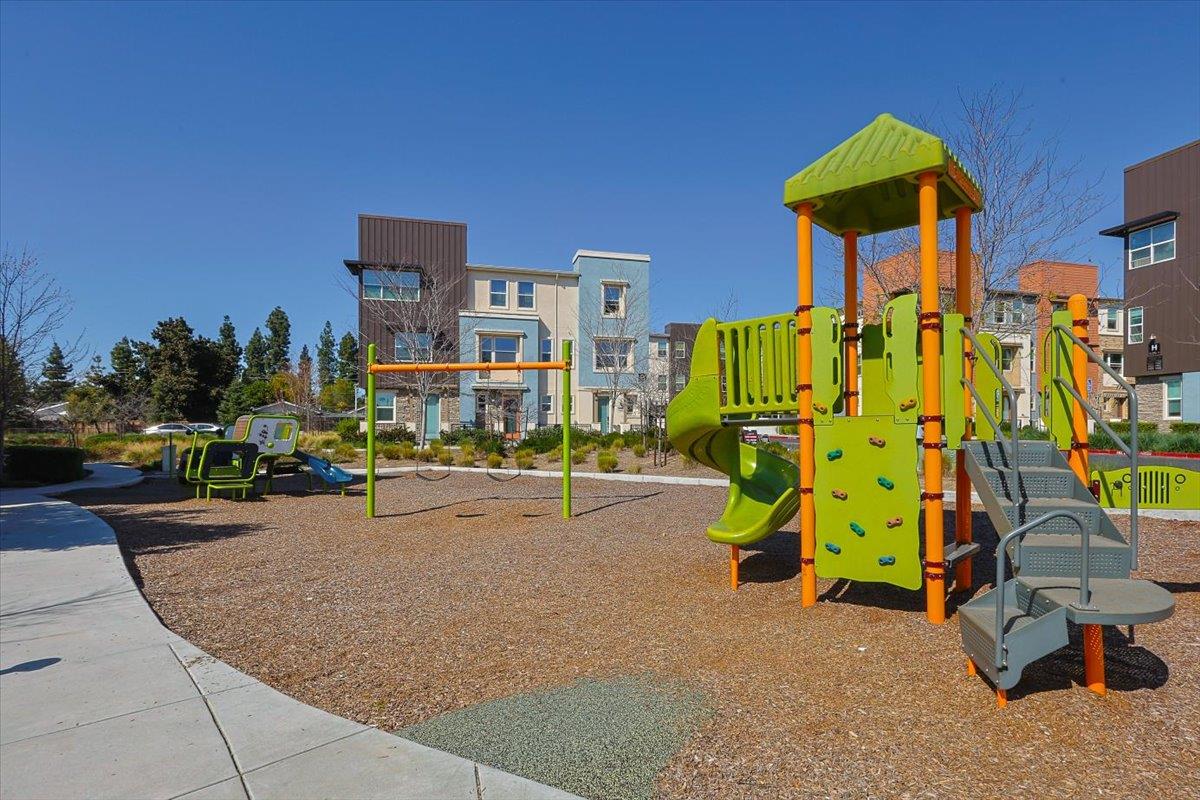 Detail Gallery Image 57 of 64 For 1999 Dobbin Dr, San Jose,  CA 95133 - 4 Beds | 3/1 Baths