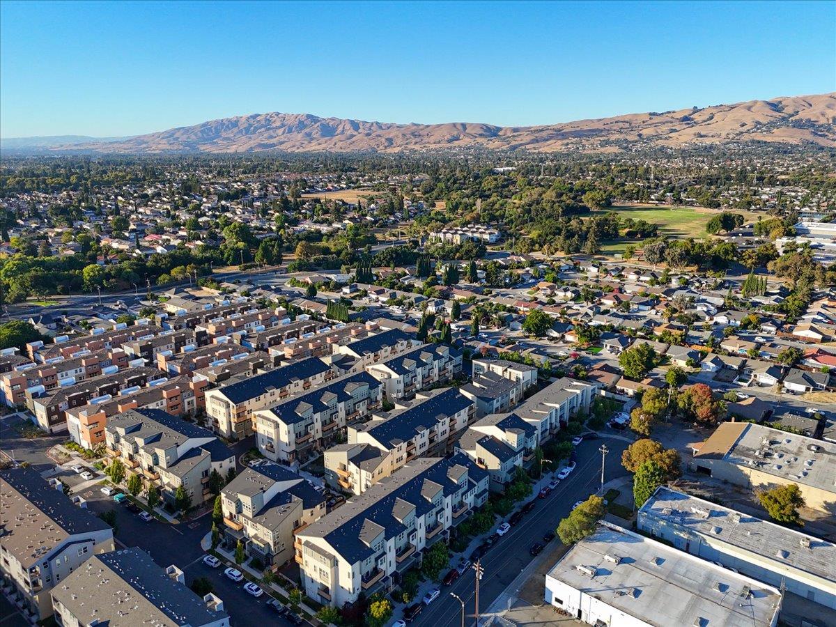 Detail Gallery Image 62 of 64 For 1999 Dobbin Dr, San Jose,  CA 95133 - 4 Beds | 3/1 Baths