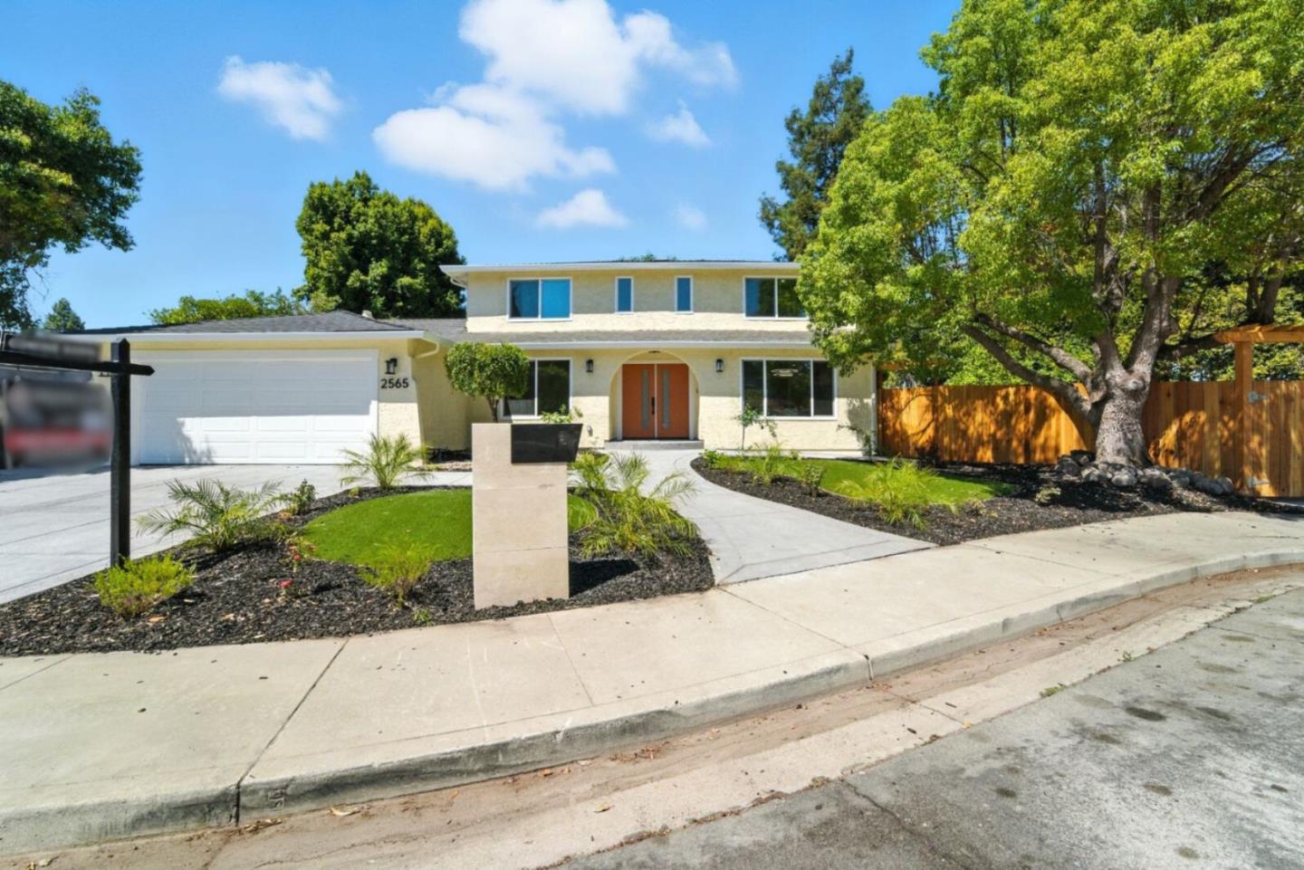 Detail Gallery Image 1 of 49 For 2565 Estella Dr, Santa Clara,  CA 95051 - 5 Beds | 3 Baths