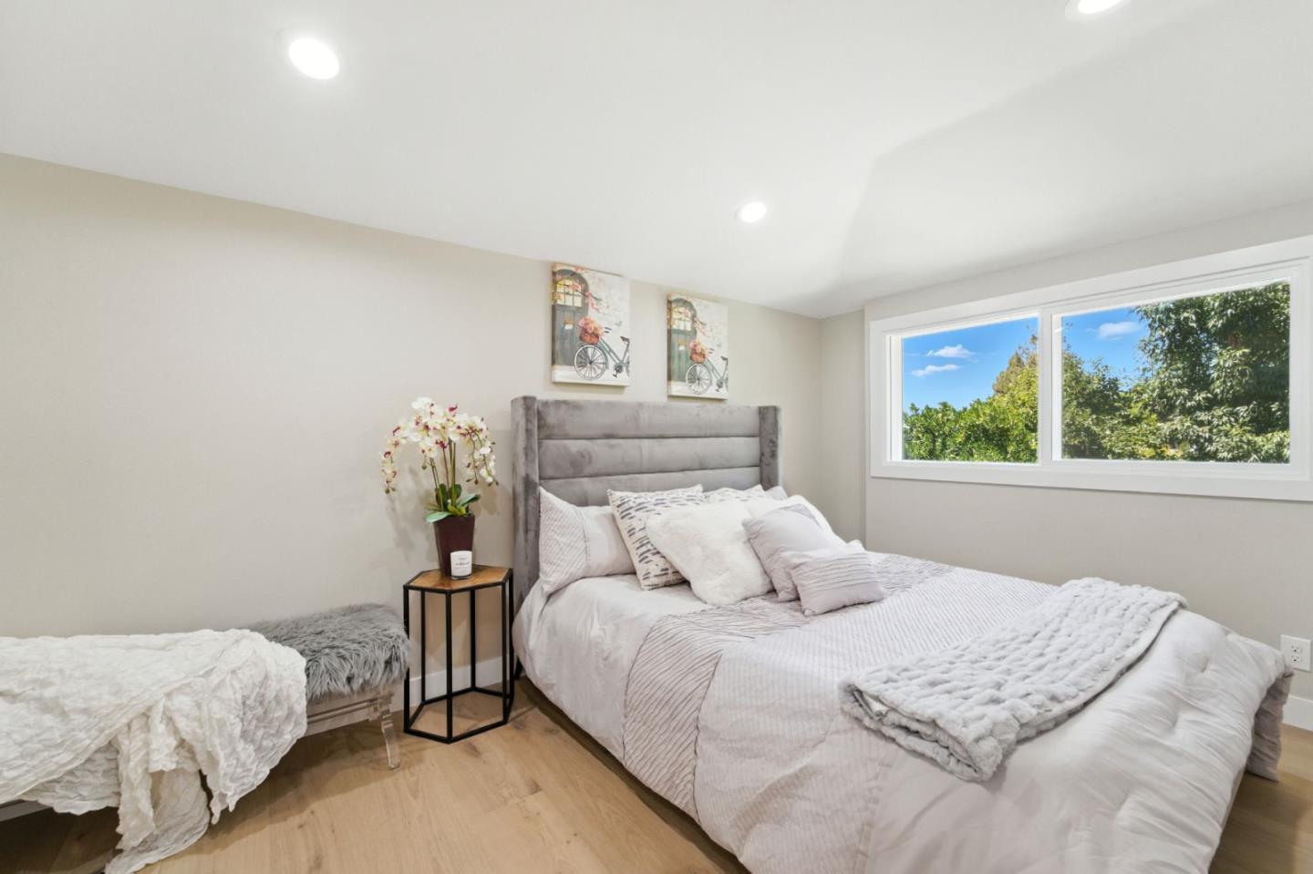 Detail Gallery Image 26 of 49 For 2565 Estella Dr, Santa Clara,  CA 95051 - 5 Beds | 3 Baths