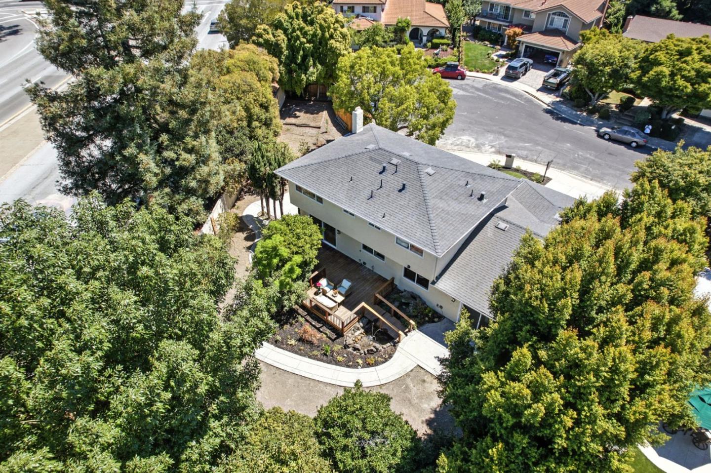 Detail Gallery Image 46 of 49 For 2565 Estella Dr, Santa Clara,  CA 95051 - 5 Beds | 3 Baths