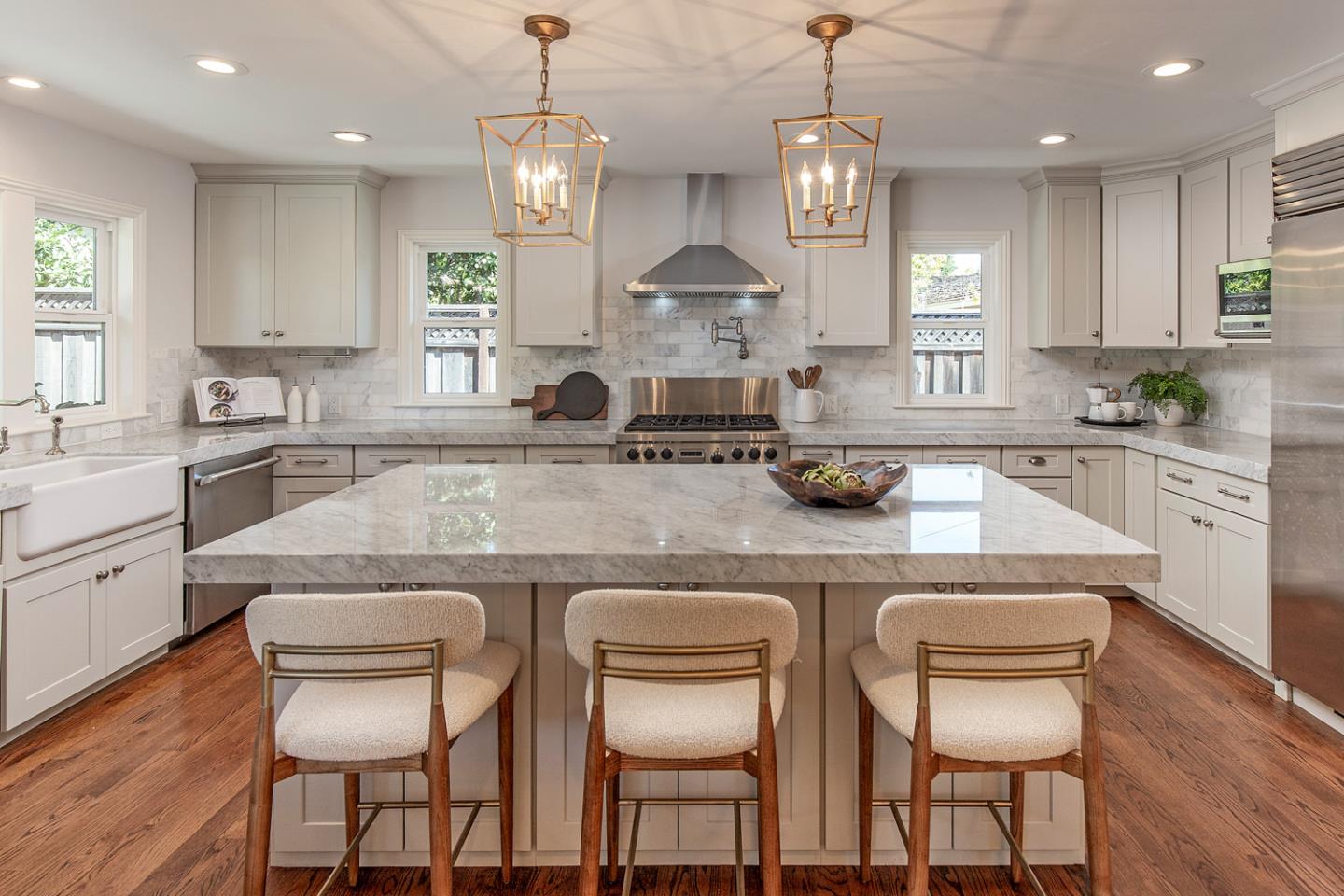 Detail Gallery Image 6 of 30 For 1204 Eureka Ct, Los Altos,  CA 94024 - 4 Beds | 3 Baths