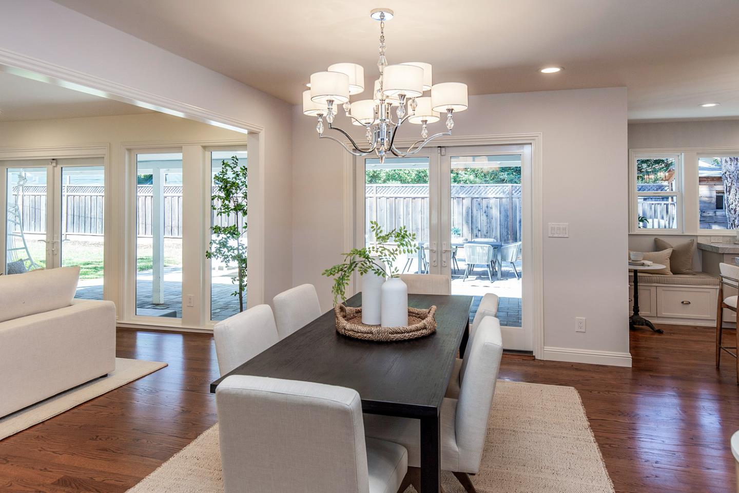 Detail Gallery Image 9 of 30 For 1204 Eureka Ct, Los Altos,  CA 94024 - 4 Beds | 3 Baths