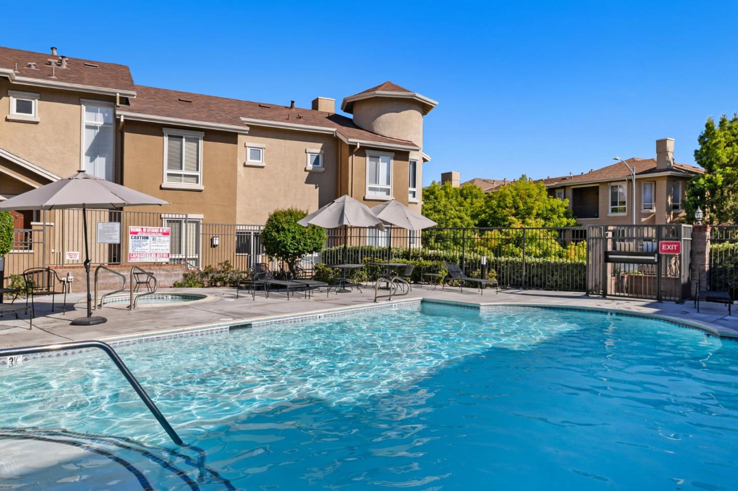 Detail Gallery Image 24 of 32 For 638 Marble Arch Ave, San Jose,  CA 95136 - 2 Beds | 2/1 Baths