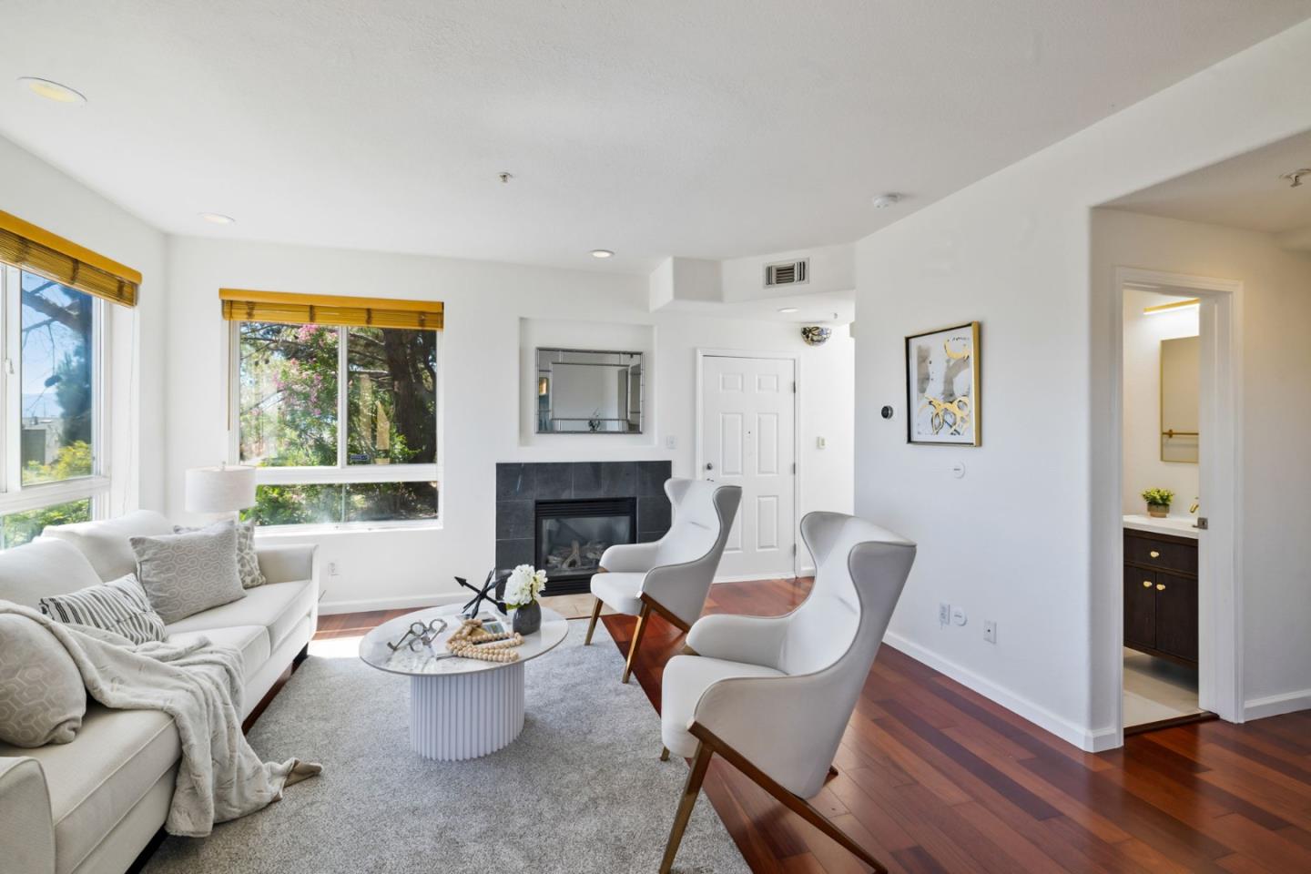 Detail Gallery Image 4 of 32 For 638 Marble Arch Ave, San Jose,  CA 95136 - 2 Beds | 2/1 Baths