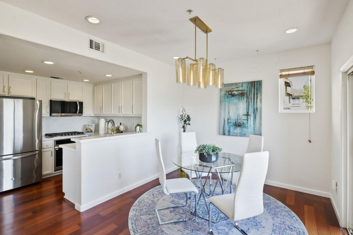 Detail Gallery Image 8 of 32 For 638 Marble Arch Ave, San Jose,  CA 95136 - 2 Beds | 2/1 Baths